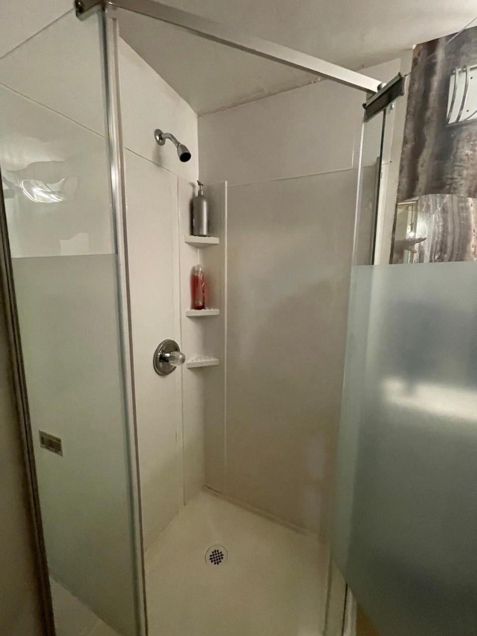 Suite In ווסט ונקובר מראה חיצוני תמונה